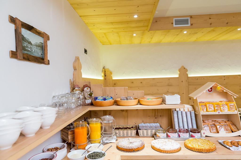 Hotel Champagne Livigno Exterior photo